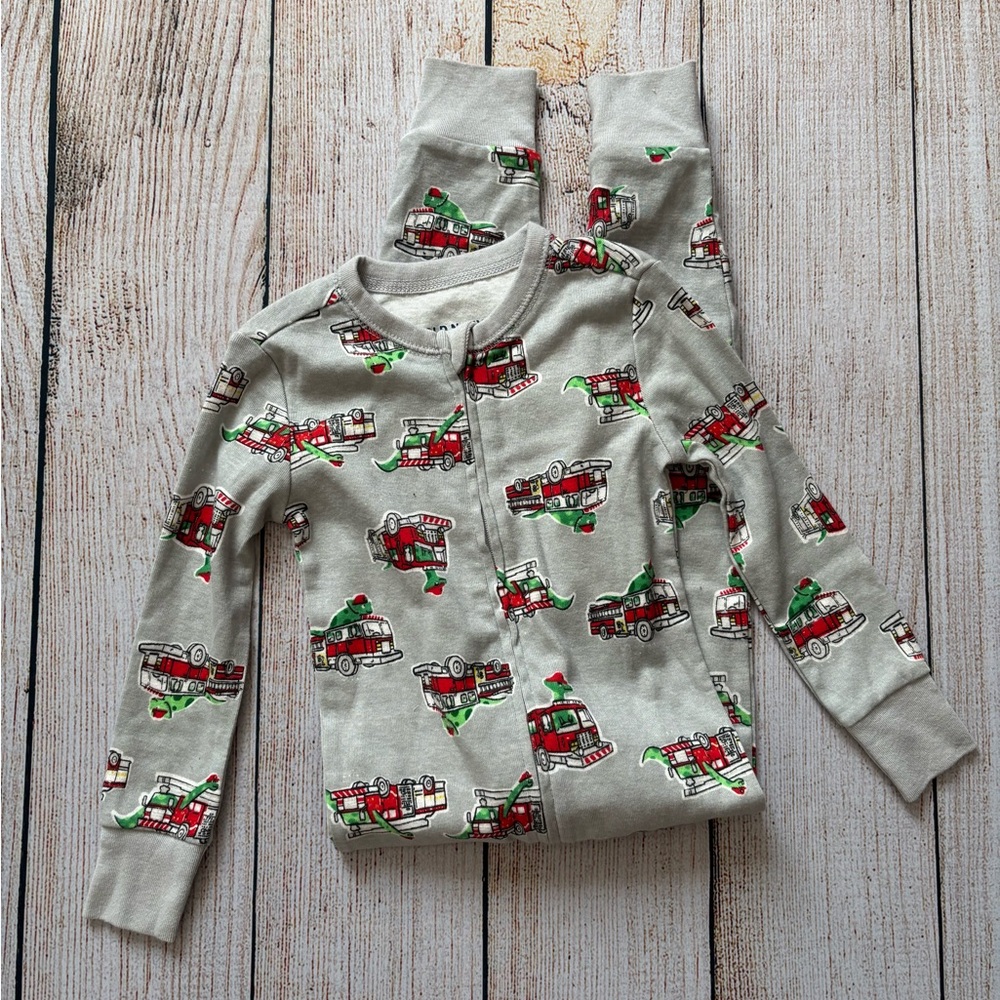 Old Navy Light Gray Toddler Pajama Set with Red & Green Fire Truck Print